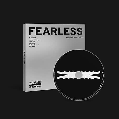 le-sserafim-1st-mini-album-fealress-bouquet-ver le-sserafim-1st-mini-album-fealress-bouquet-ver