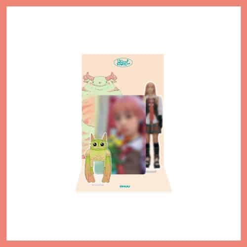 chuu-1st-mini-album-howl-official-md-photocard-acrylic-stand chuu-1st-mini-album-howl-official-md-photocard-acrylic-stand